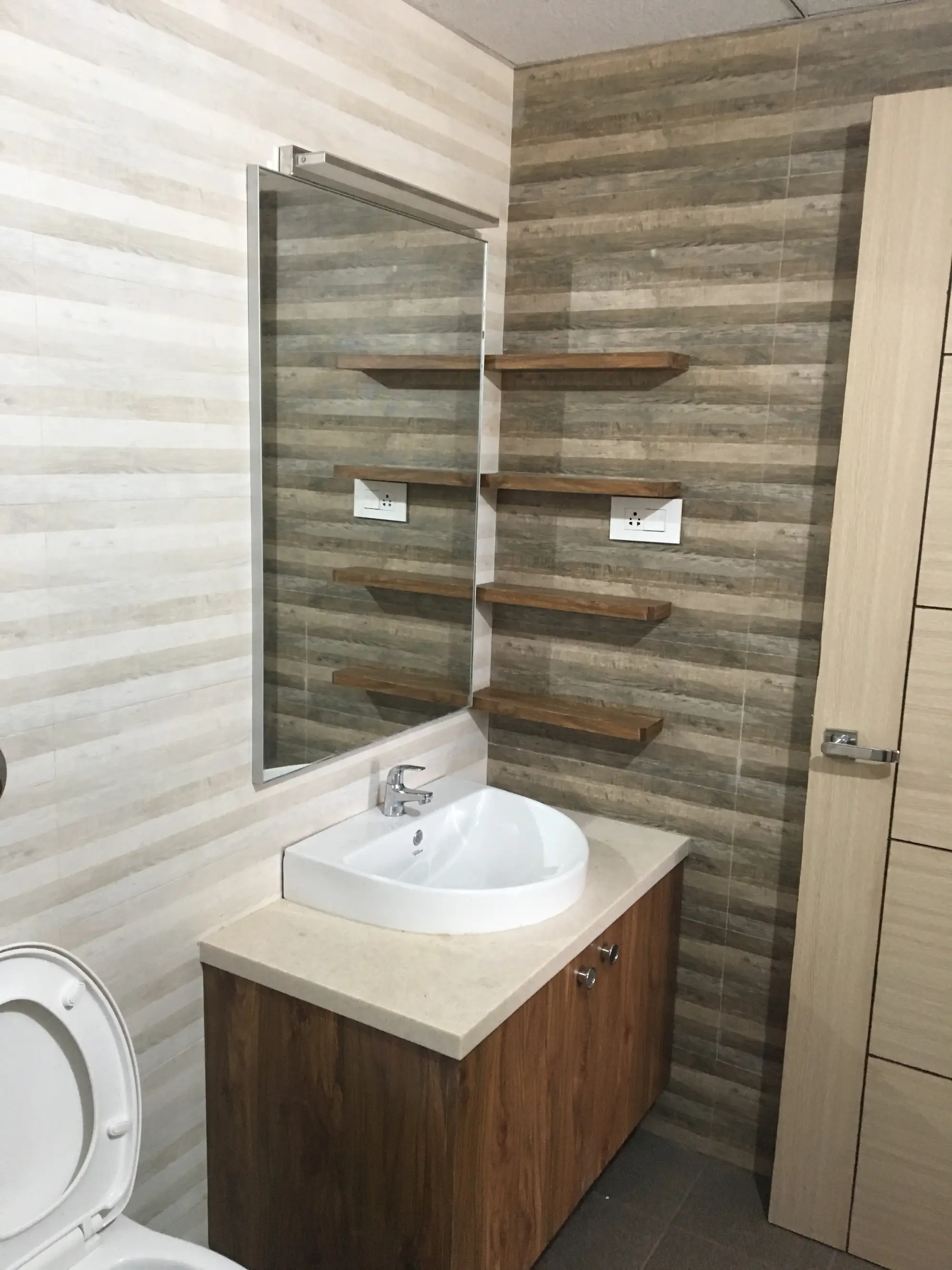 Contemporary Bathroom