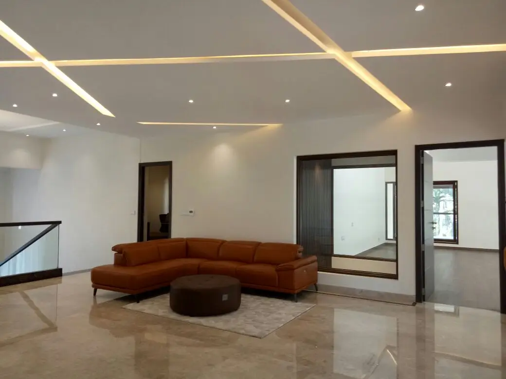 Contemporary Living Room